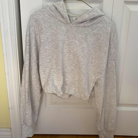 Gray Cropped Sweater - Picture 1 of 3